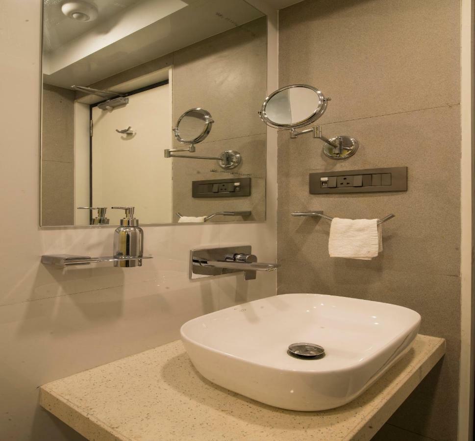 Hotel Wego Bombaj Zewnętrze zdjęcie